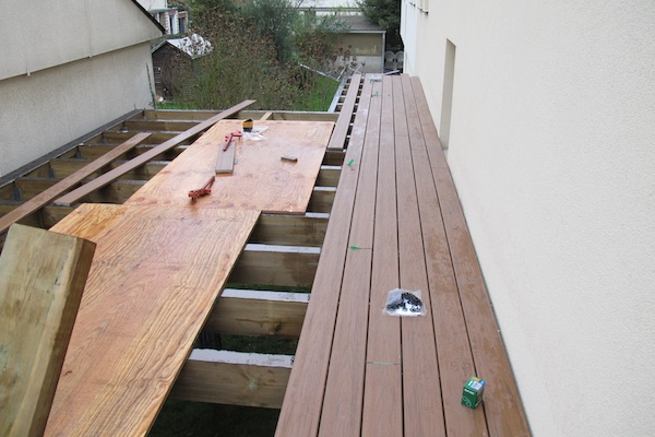 Terrasse sur pilotis bois composite