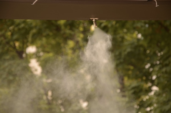 Pergola bioclimatique brumisation