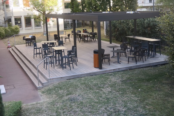 Pergola bioclimatique etanche