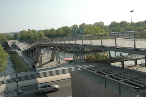 terrasse en bois passerelle solférino