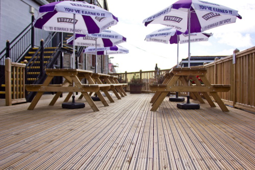 Terrasse en Bois en ip non glissante