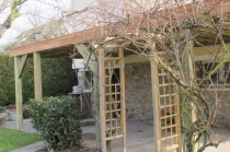 Monter une terrasse en bois exotique afzlia sur pilotis sous mes fenetres