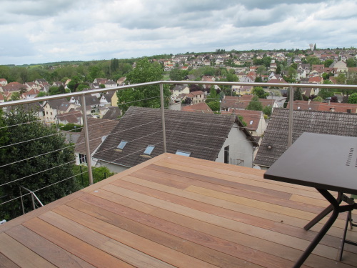 terrasse en bois sur pilotis