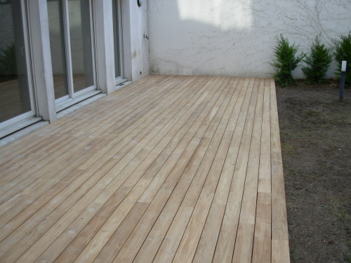 construire terrasse en pose visée