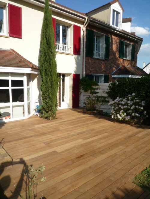 Récupérer de l'espace dans mon jardin grce  une terrasse bois