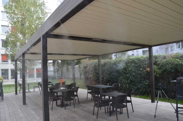 Pergola bioclimatique