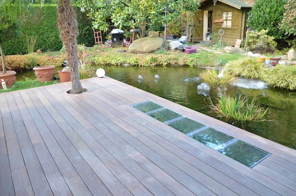 panneau de verre terrasse en bois