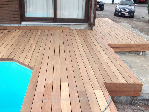 Terrasse en bois dur sans pr-perage