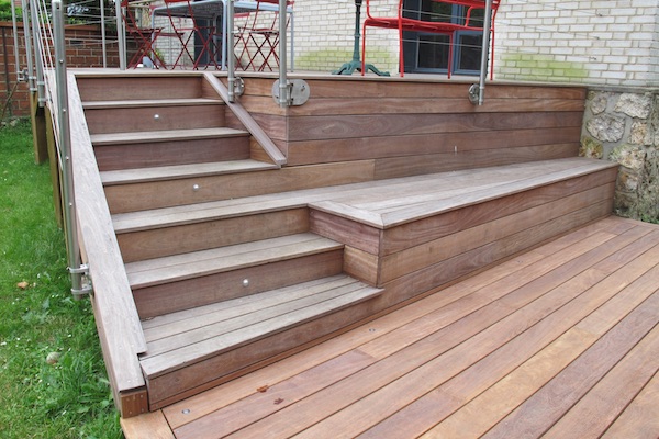 terrasse gradins et escalier