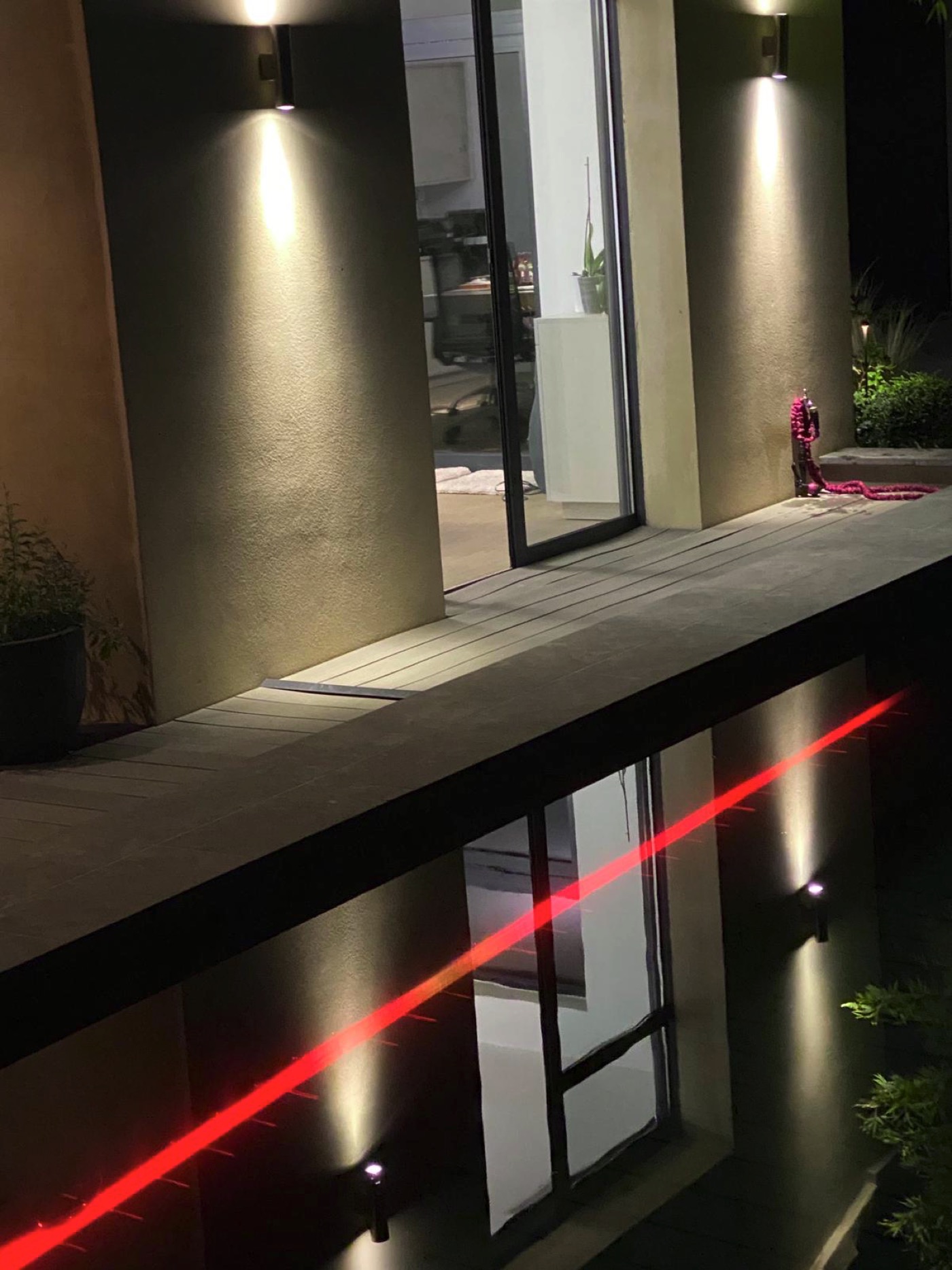 Abri de Piscine en bois avec LED