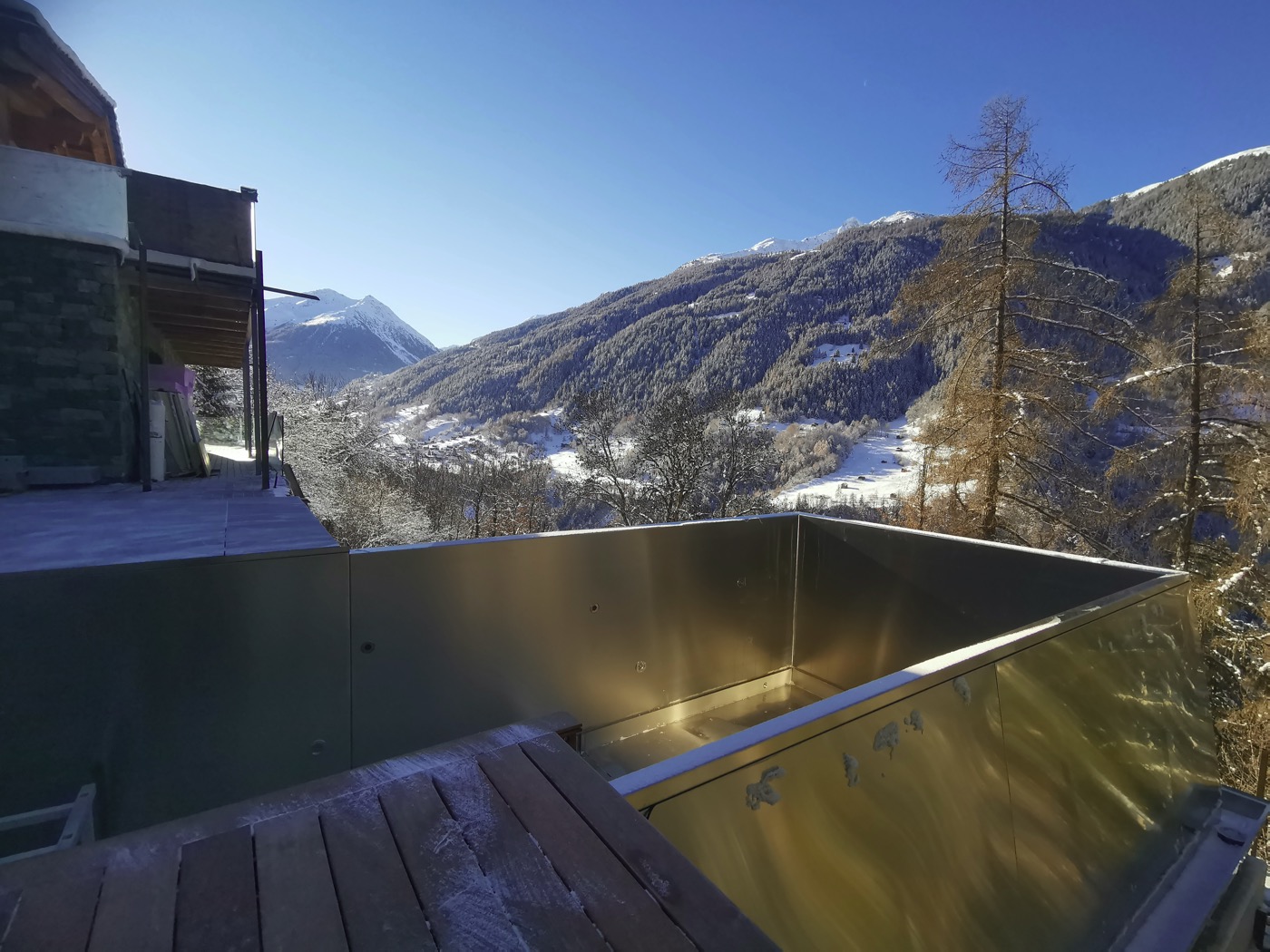 Piscine  fond mobile chalet