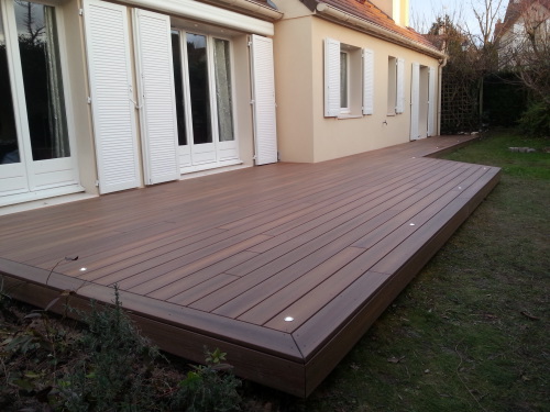 Terrasse en bois pour pavillon