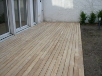 Terrasse en teck en plein 13 eme arrondissement de Paris