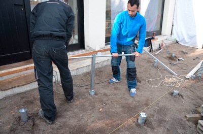 Terrasse en bois exotique sur sol dur 