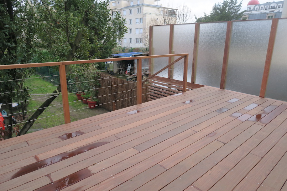 Terrasse en cumaru avec escalier intgr