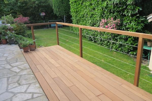 Garde-corps en bois exotique sur mesure pour nos terrasses