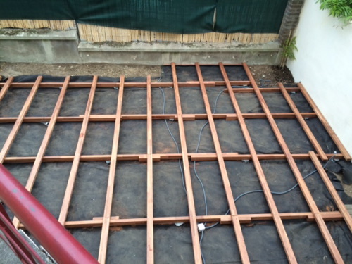 installation Piscine avec fond mobile en bois exotique